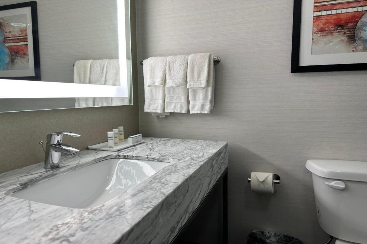 Hilton Garden Inn Nashville Airport Exterior foto
